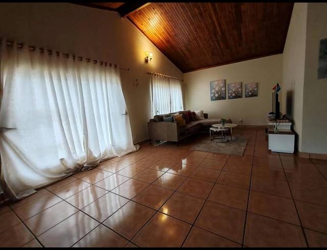 3 BEDROOM HOUSE FOR SALE IN PRETORIA GARDENS